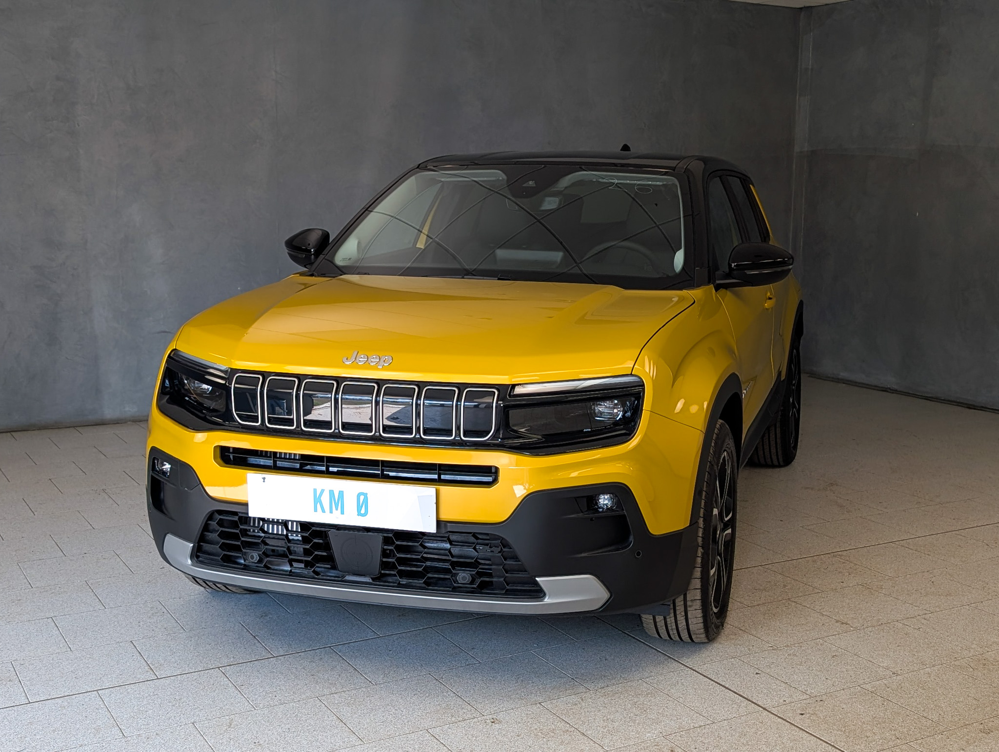 jeep-avenger-1-2-turbo-e-hybrid-110cv-edct6-summit-39