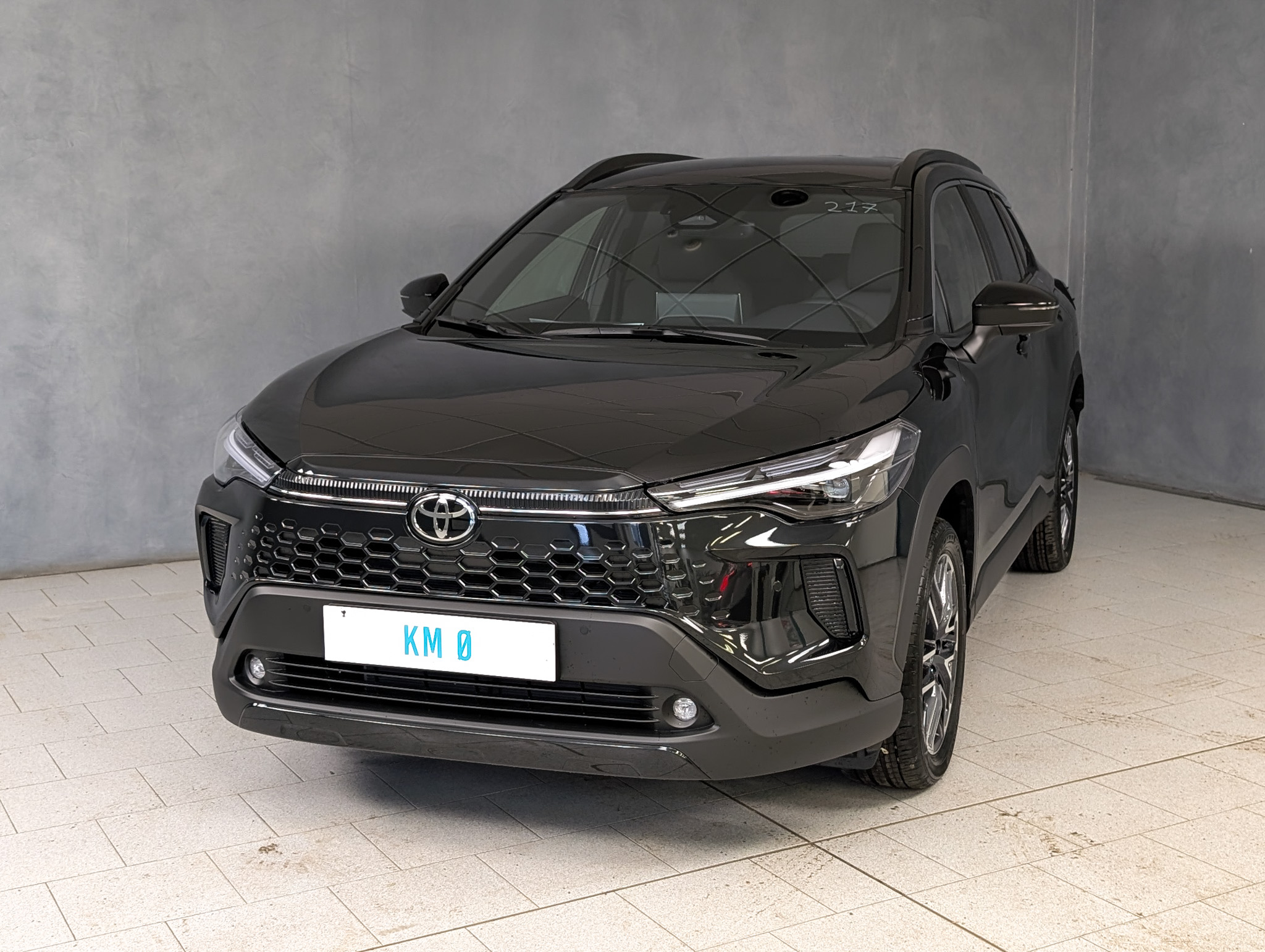 toyota-corolla-cross-1-8-hybrid-140cv-e-cvt-icon-style-2