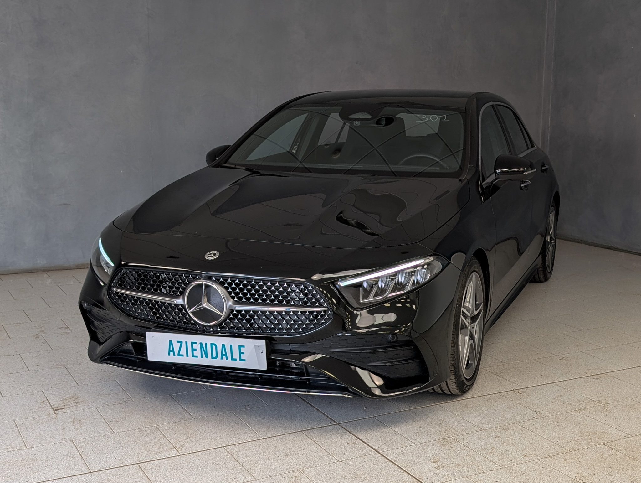 mercedes-benz-a-180-180-automatic-premium-amg-line-9