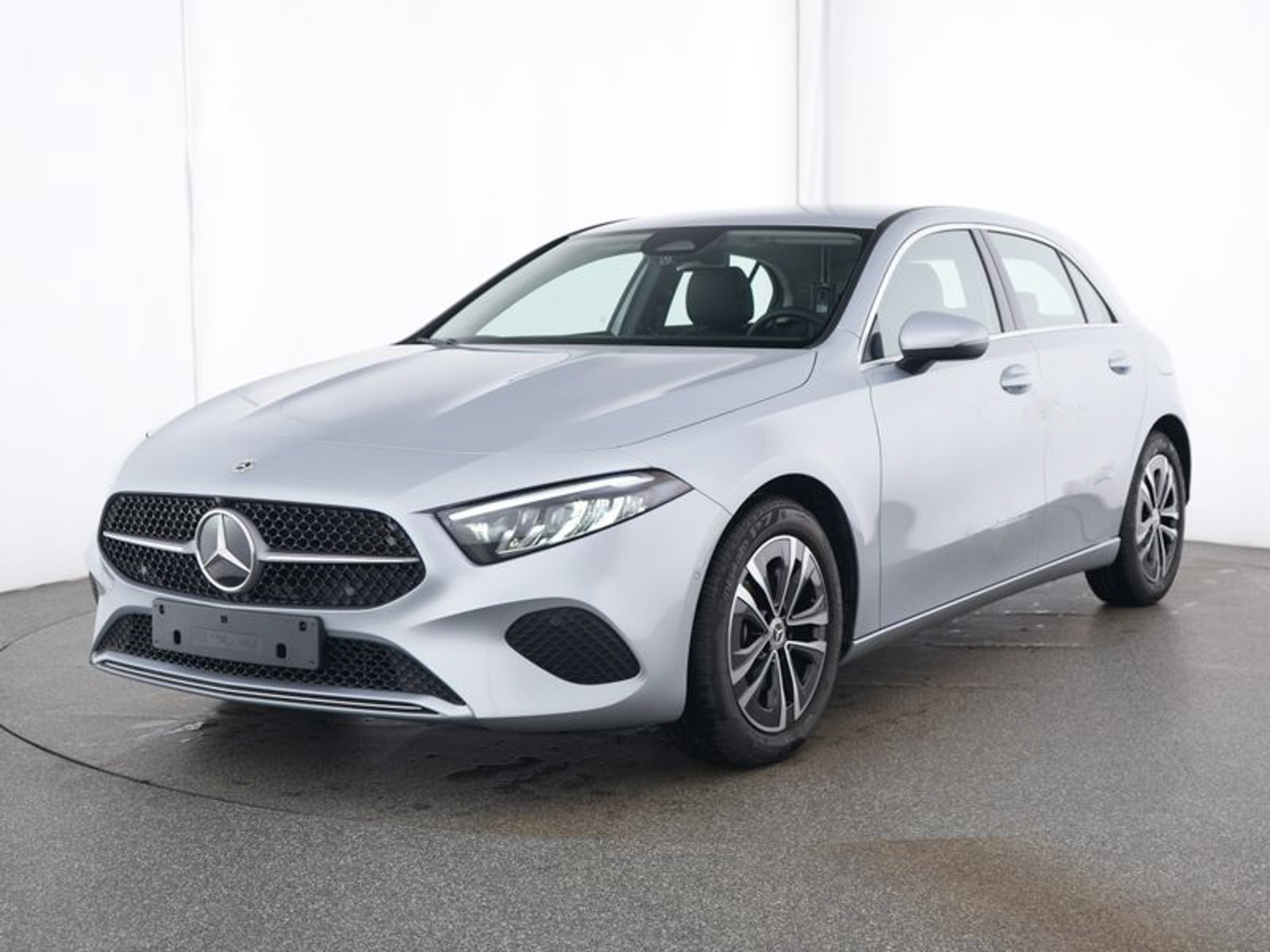 mercedes-benz-a-180-180-automatic-progressive-advanced