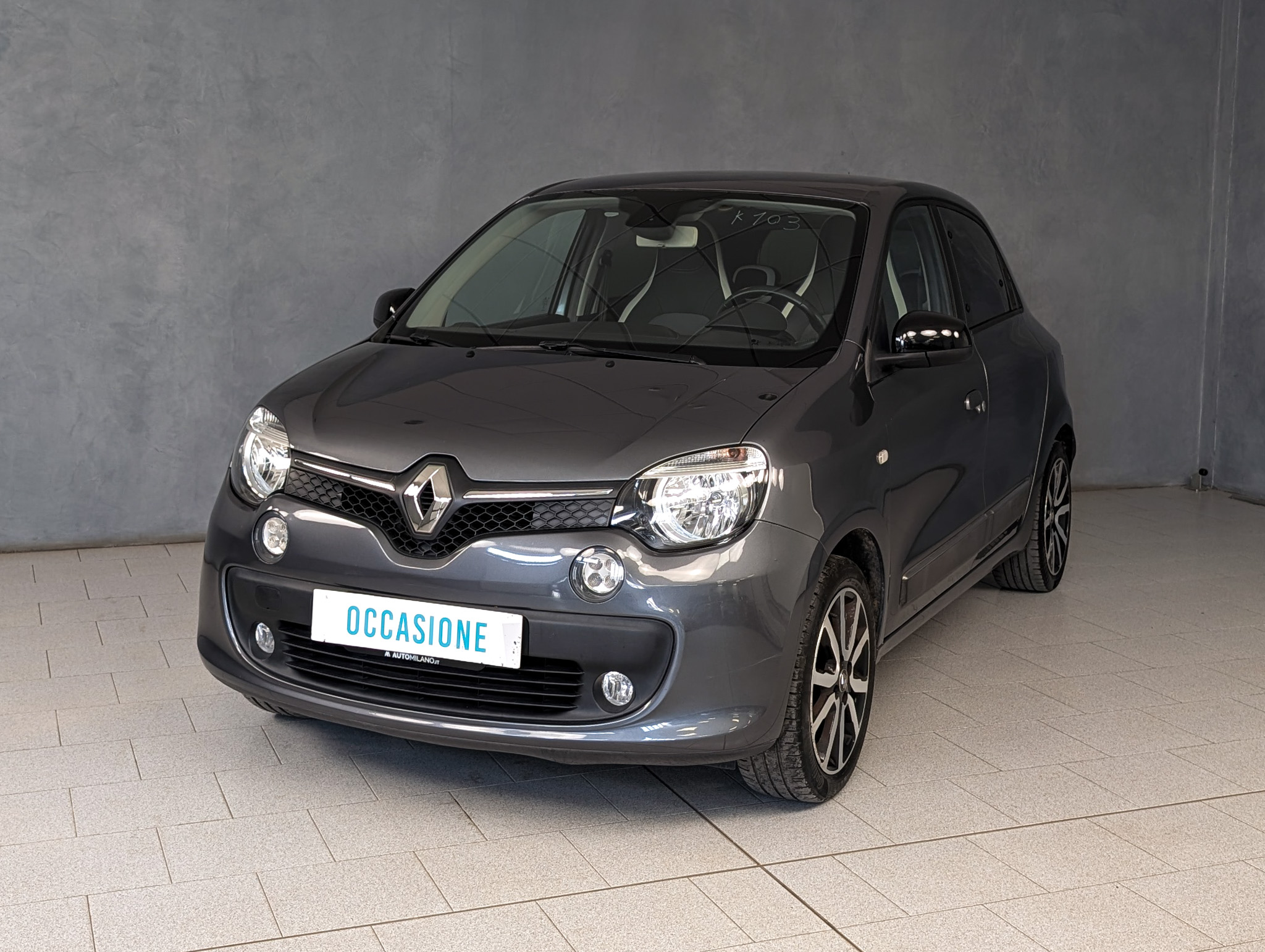 renault-twingo-0-9-tce-90cv-edc-lovely