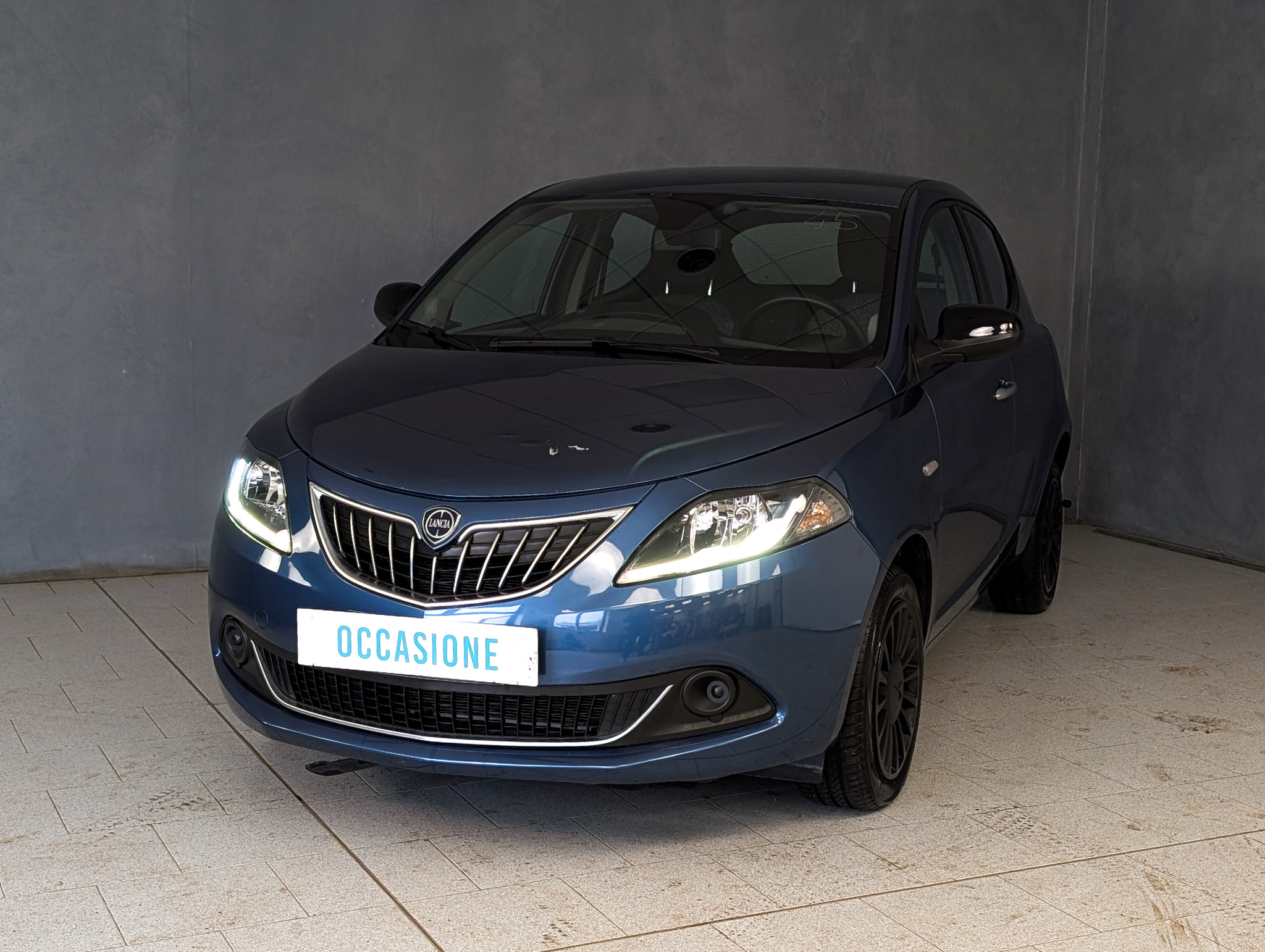 Lancia Ypsilon