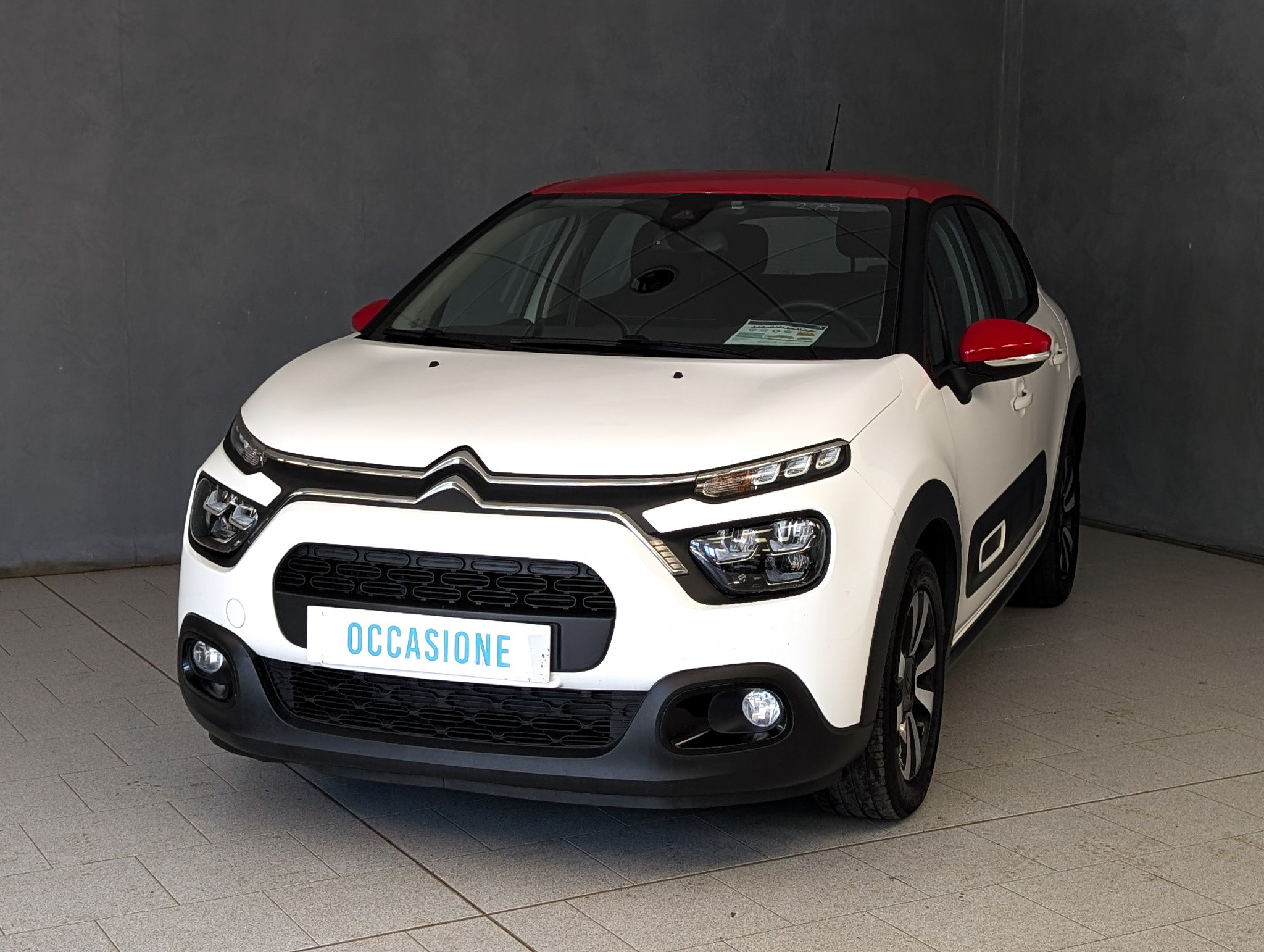 citroen-c3-1-2-puretech-110cv-shine-business-4