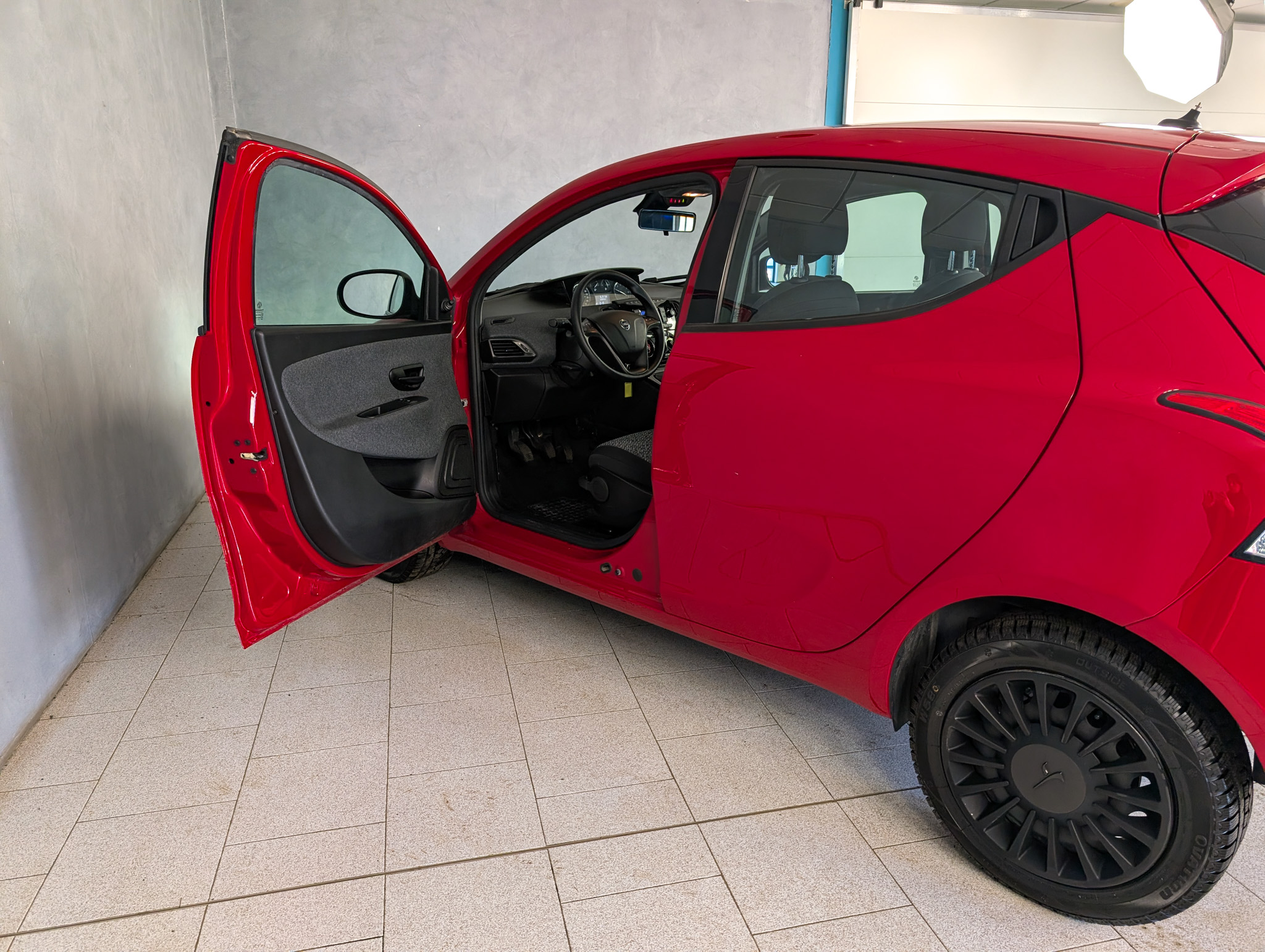 Lancia Ypsilon