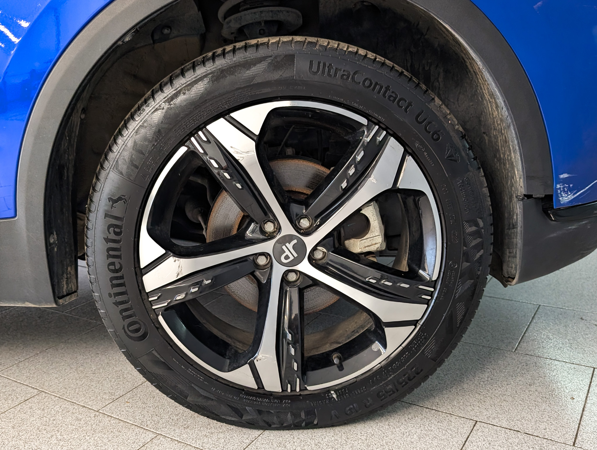 DR Automobiles DR 6.0