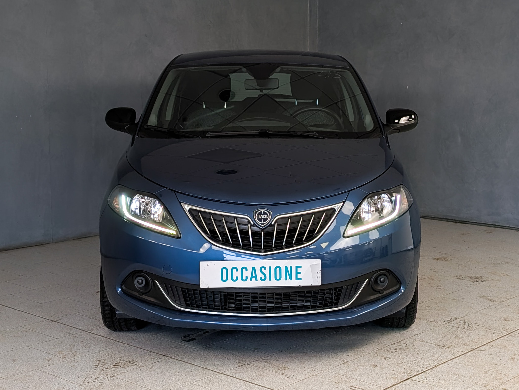 Lancia Ypsilon