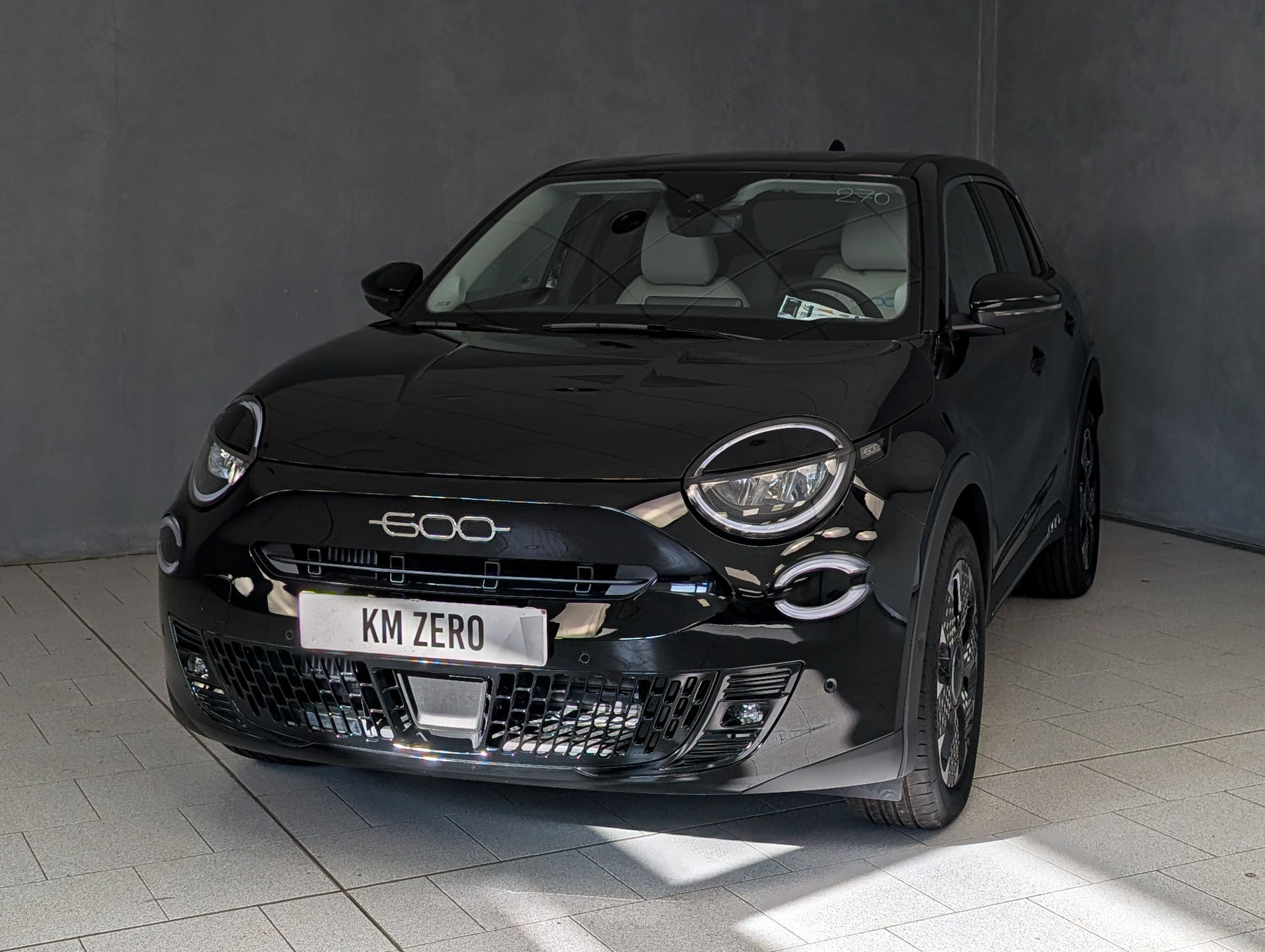 fiat-600-1-2-hybrid-100cv-automatic-la-prima-1