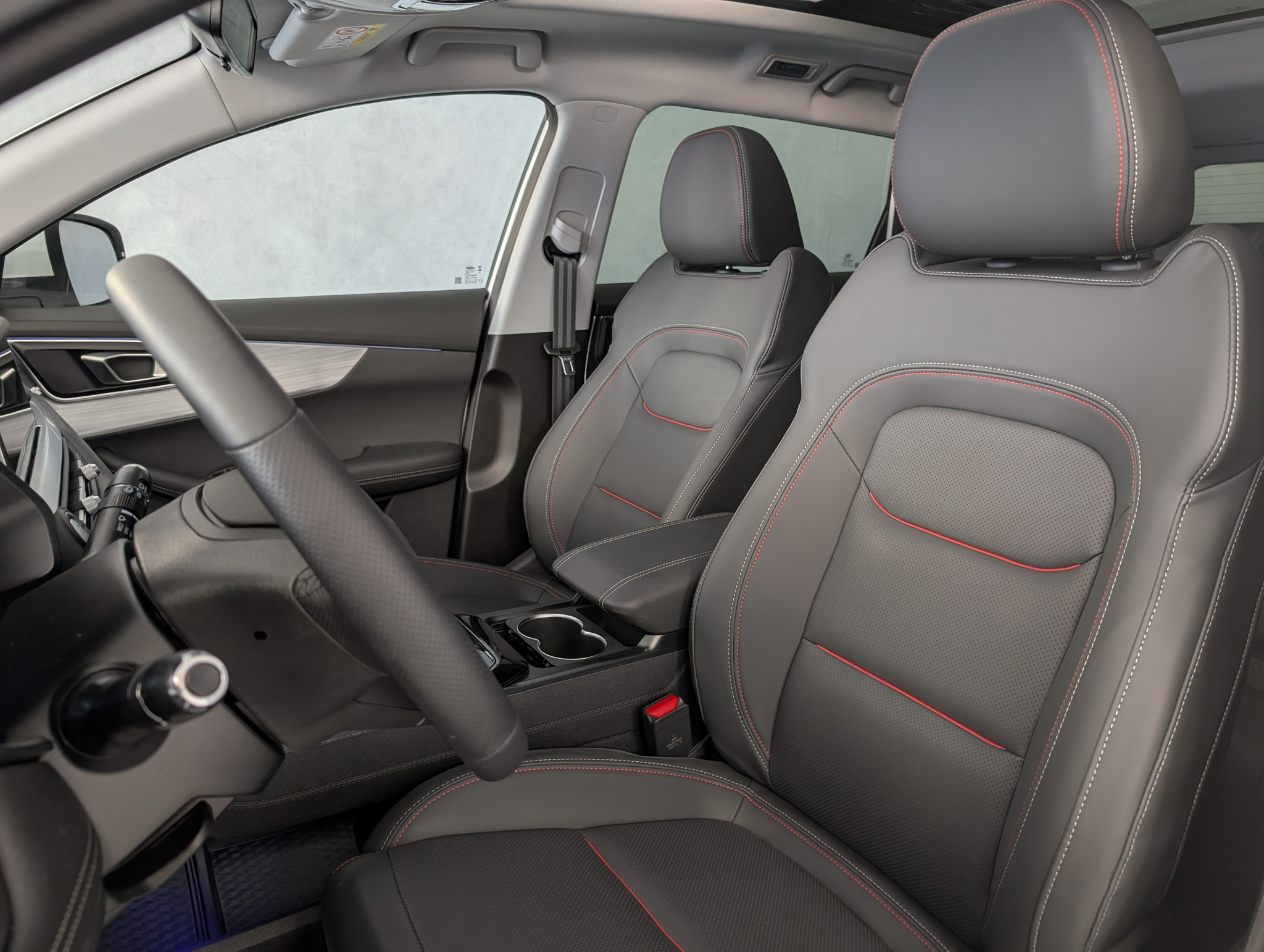 DR Automobiles DR 6.0