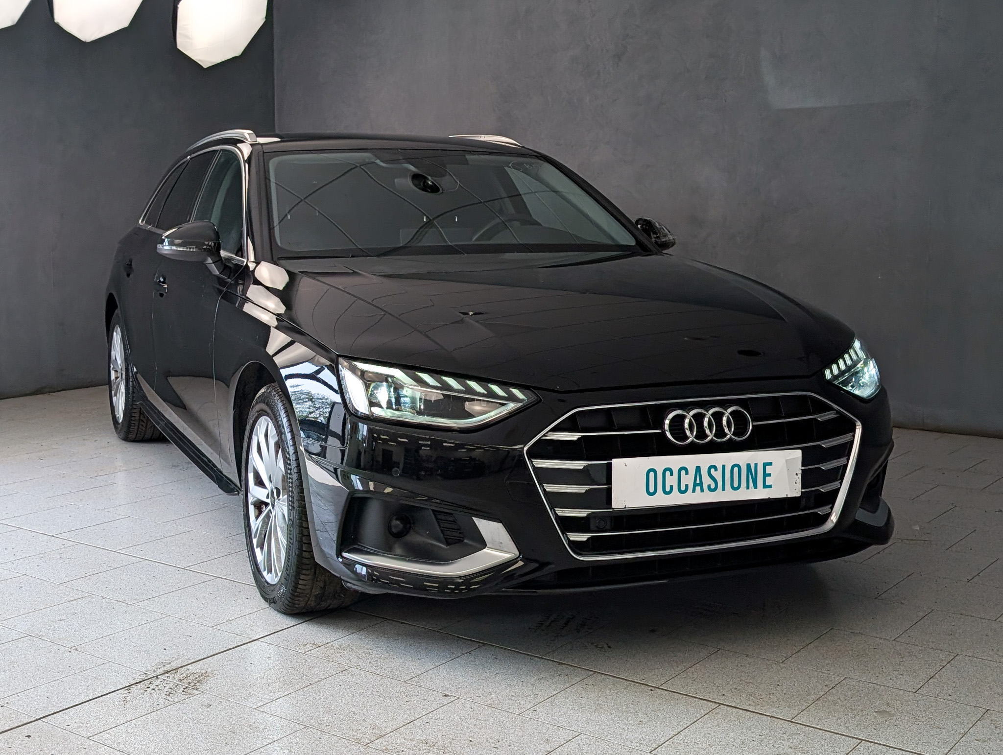 audi-a4-30-tdi-mhev-business-advanced