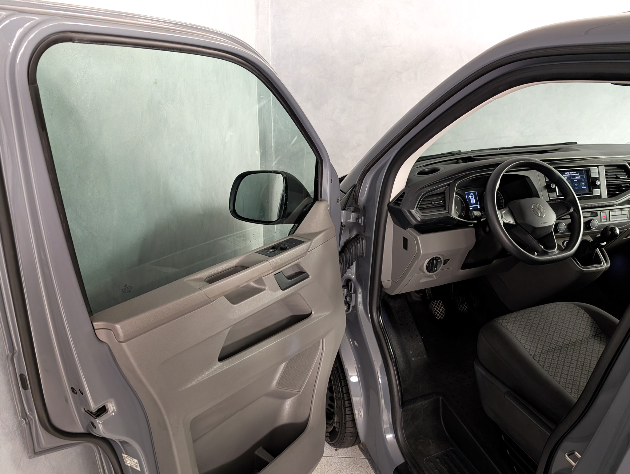 Volkswagen T6.1 Caravelle