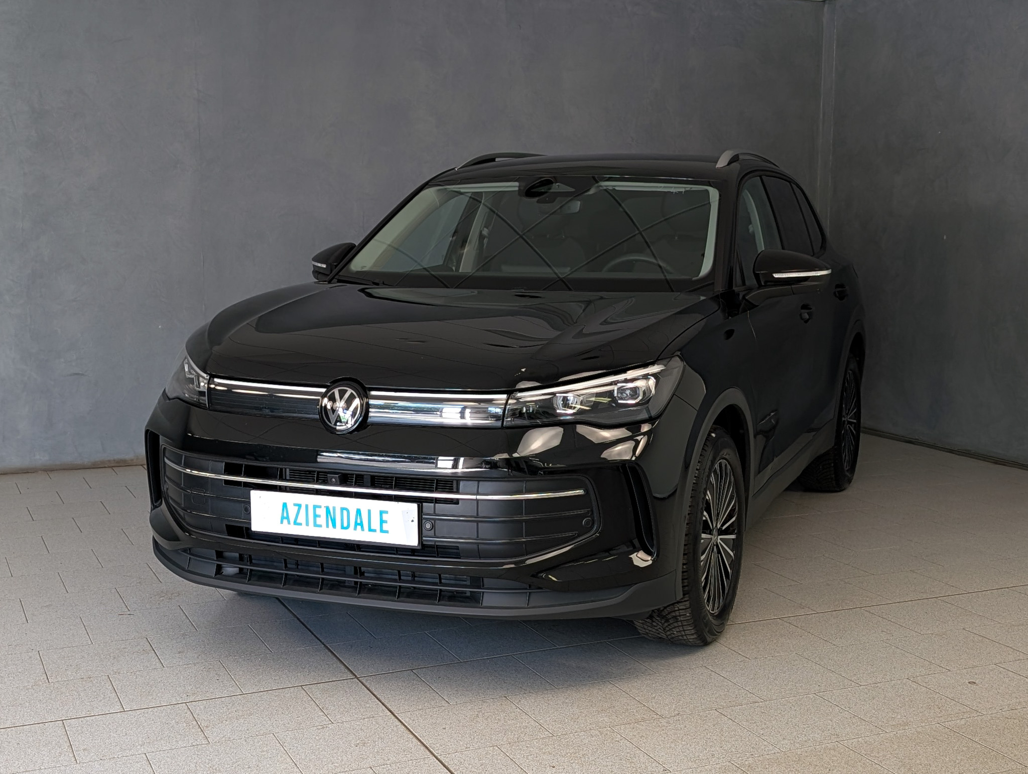volkswagen-tiguan-1-5-etsi-130cv-dsg-life-goal-1