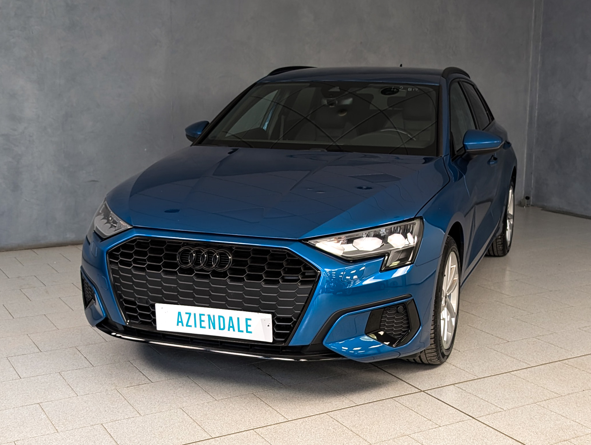 audi-a3-30-tfsi-mhev-s-tronic-business-advanced-1