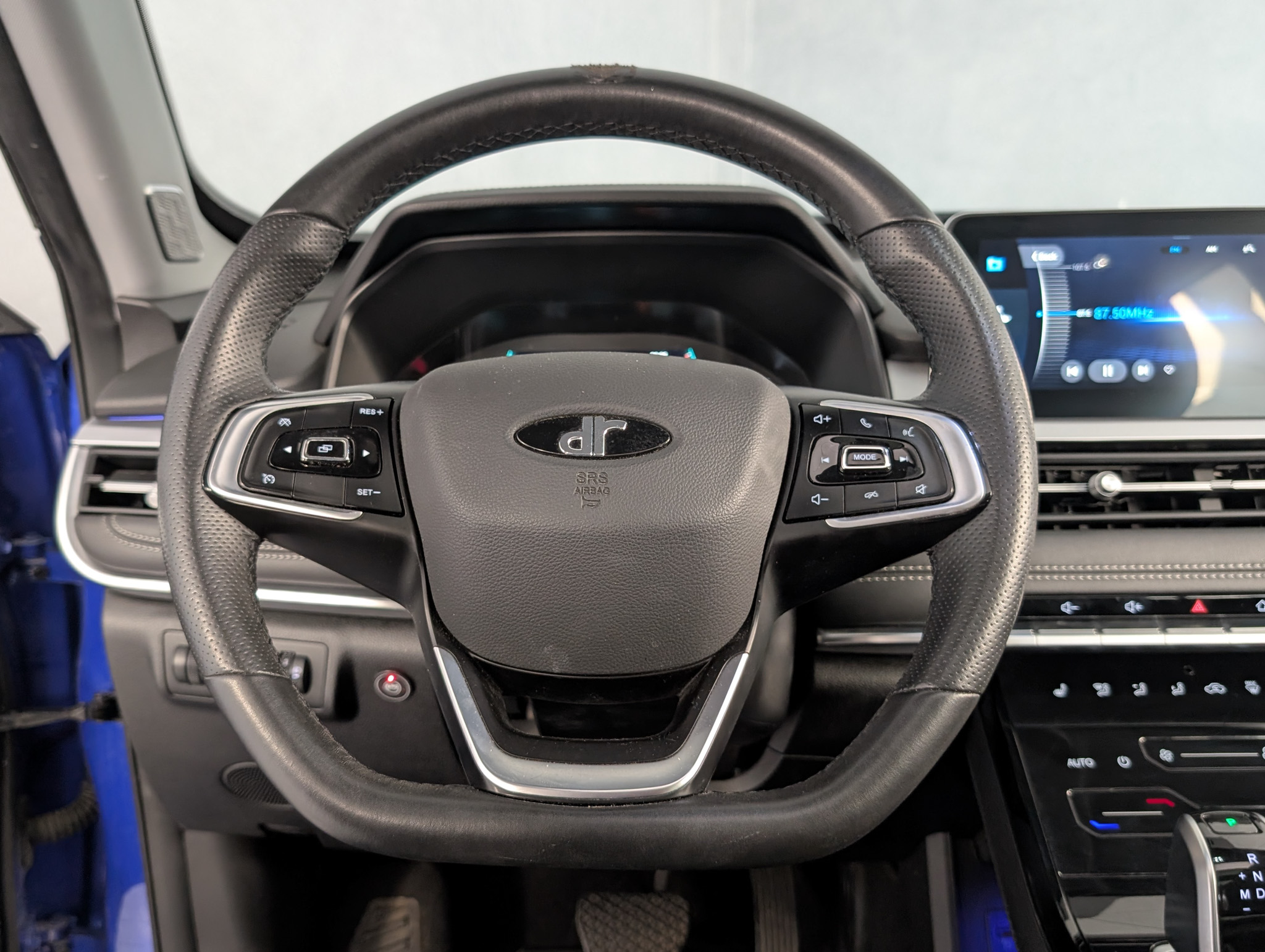 DR Automobiles DR 6.0