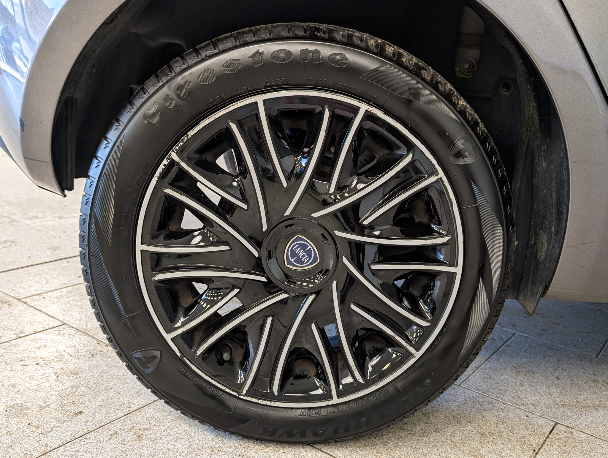 Lancia Ypsilon