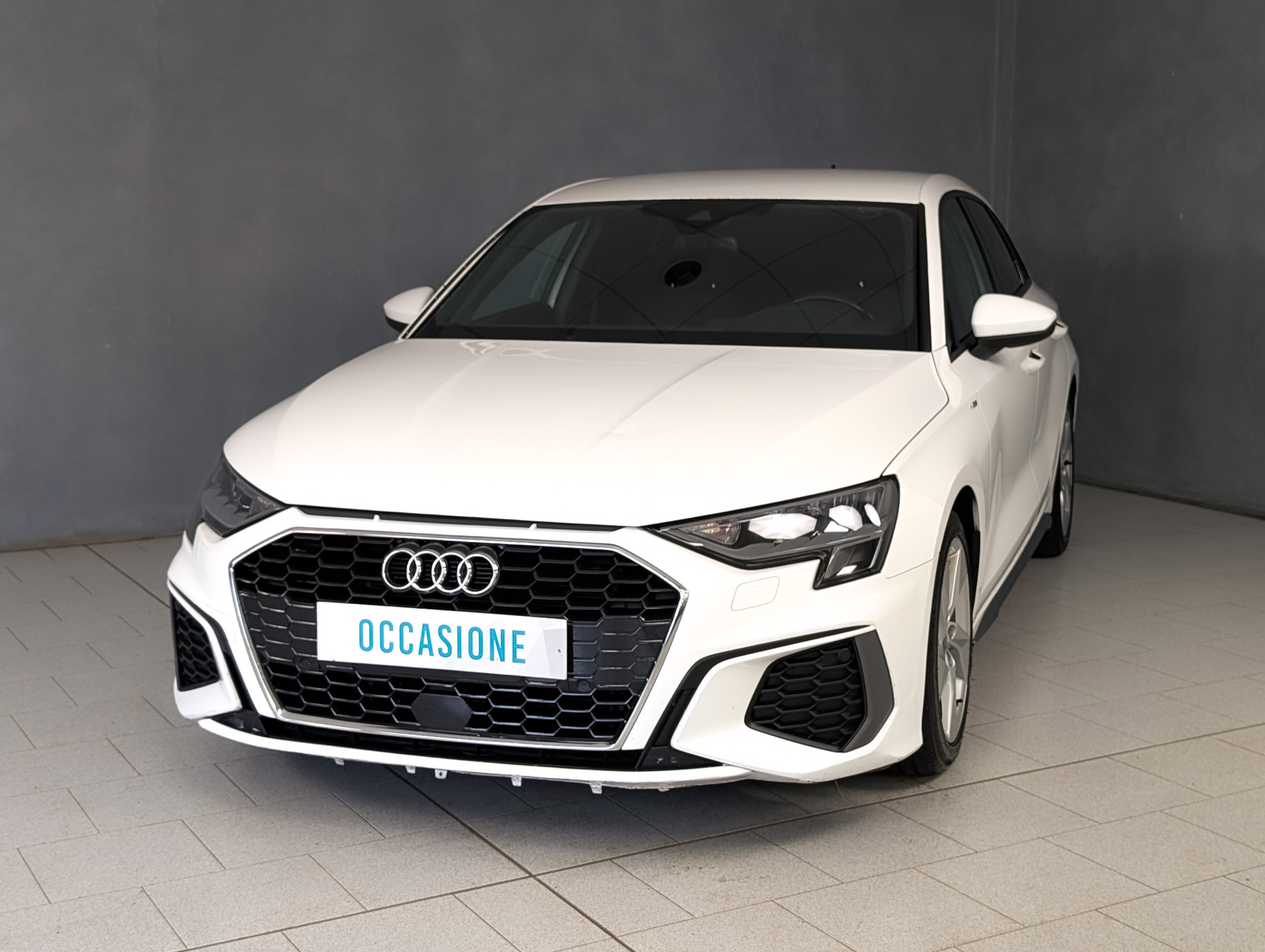 audi-a3-35-tfsi-mhev-s-tronic-s-line-edition-1