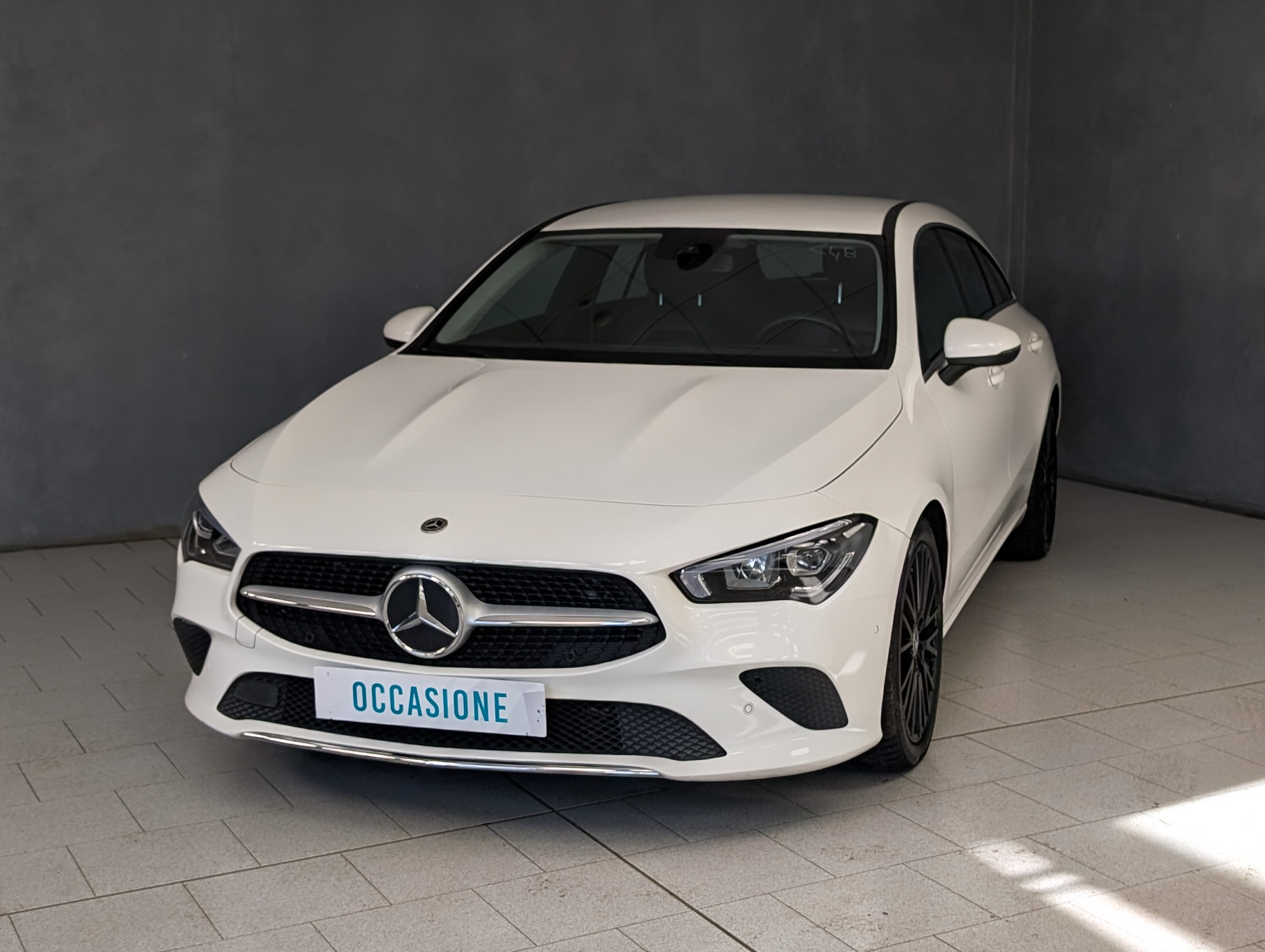 Mercedes-Benz CLA 180