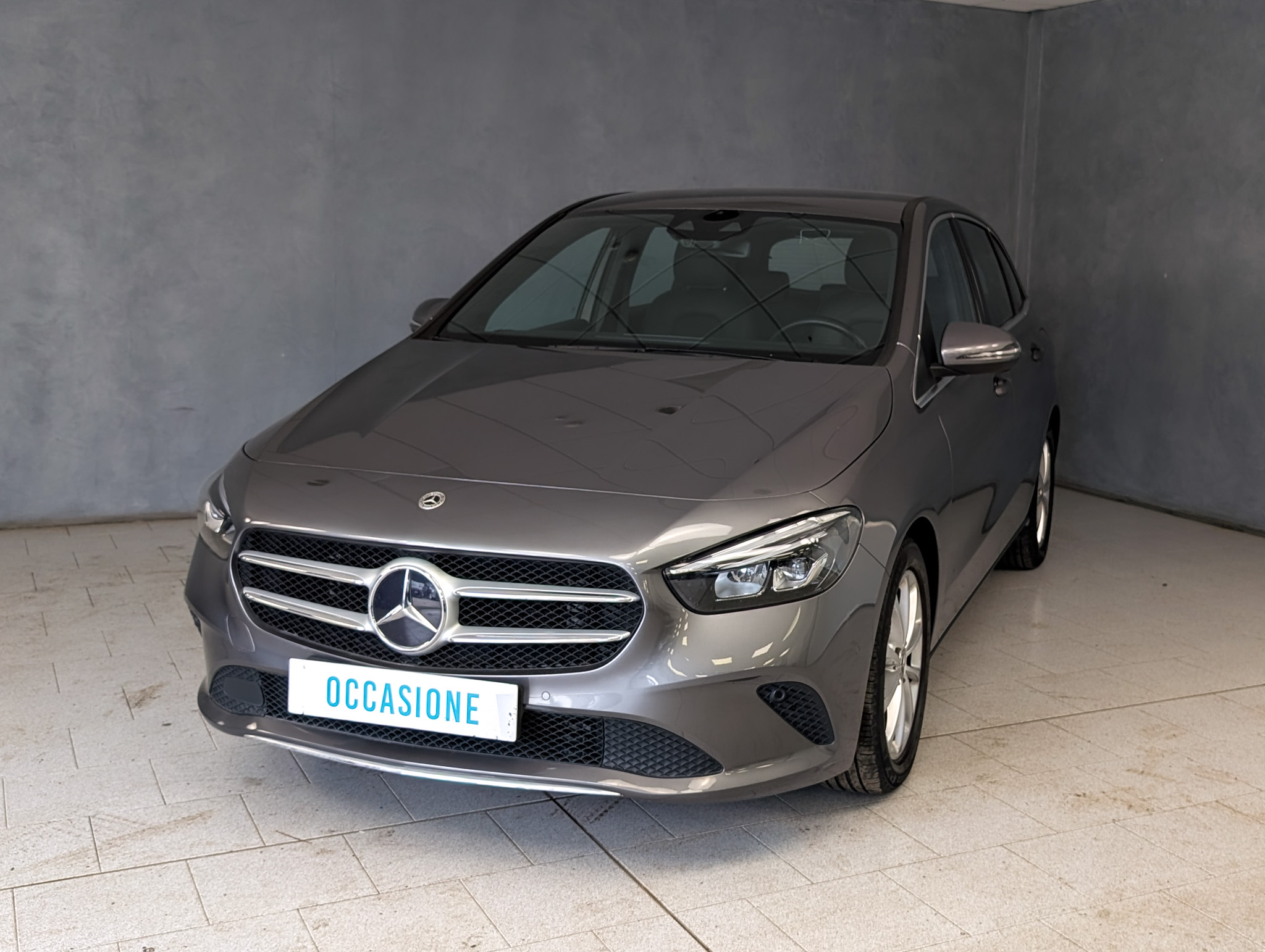 mercedes-benz-b-180-180-automatic-sport