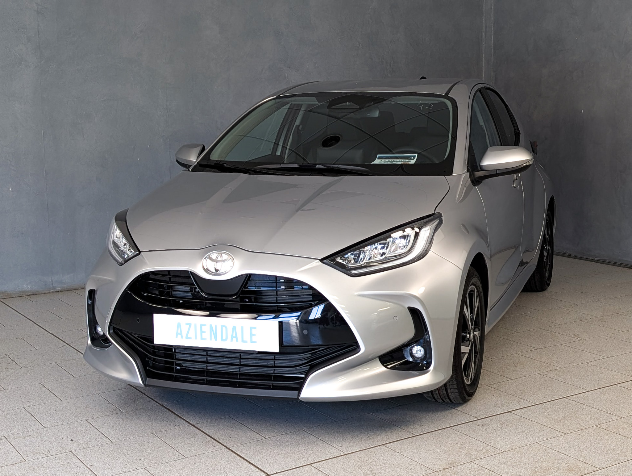toyota-yaris-1-5-hybrid-trend