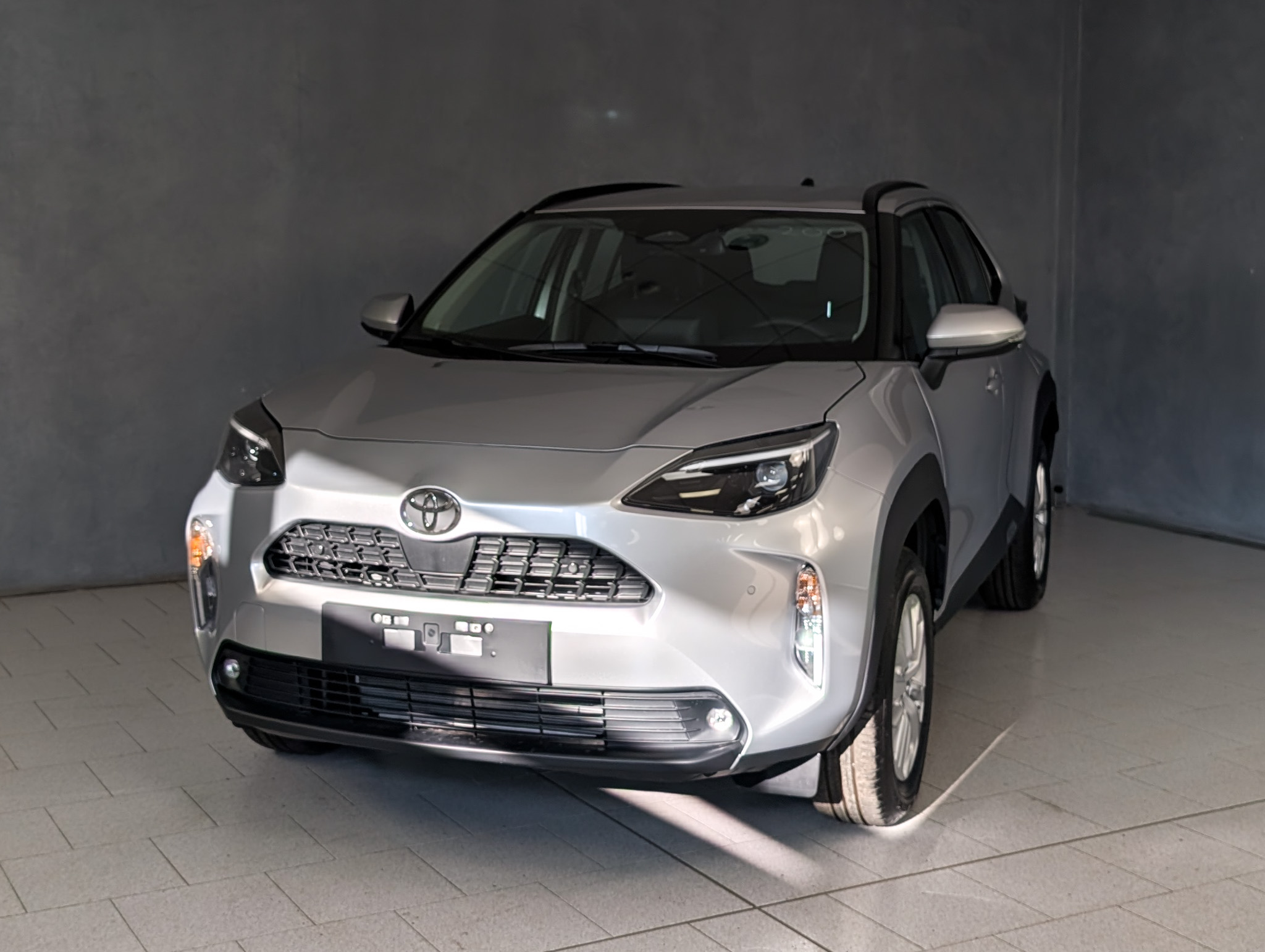 toyota-yaris-cross-1-5-hybrid-116cv-e-cvt-active-style-5