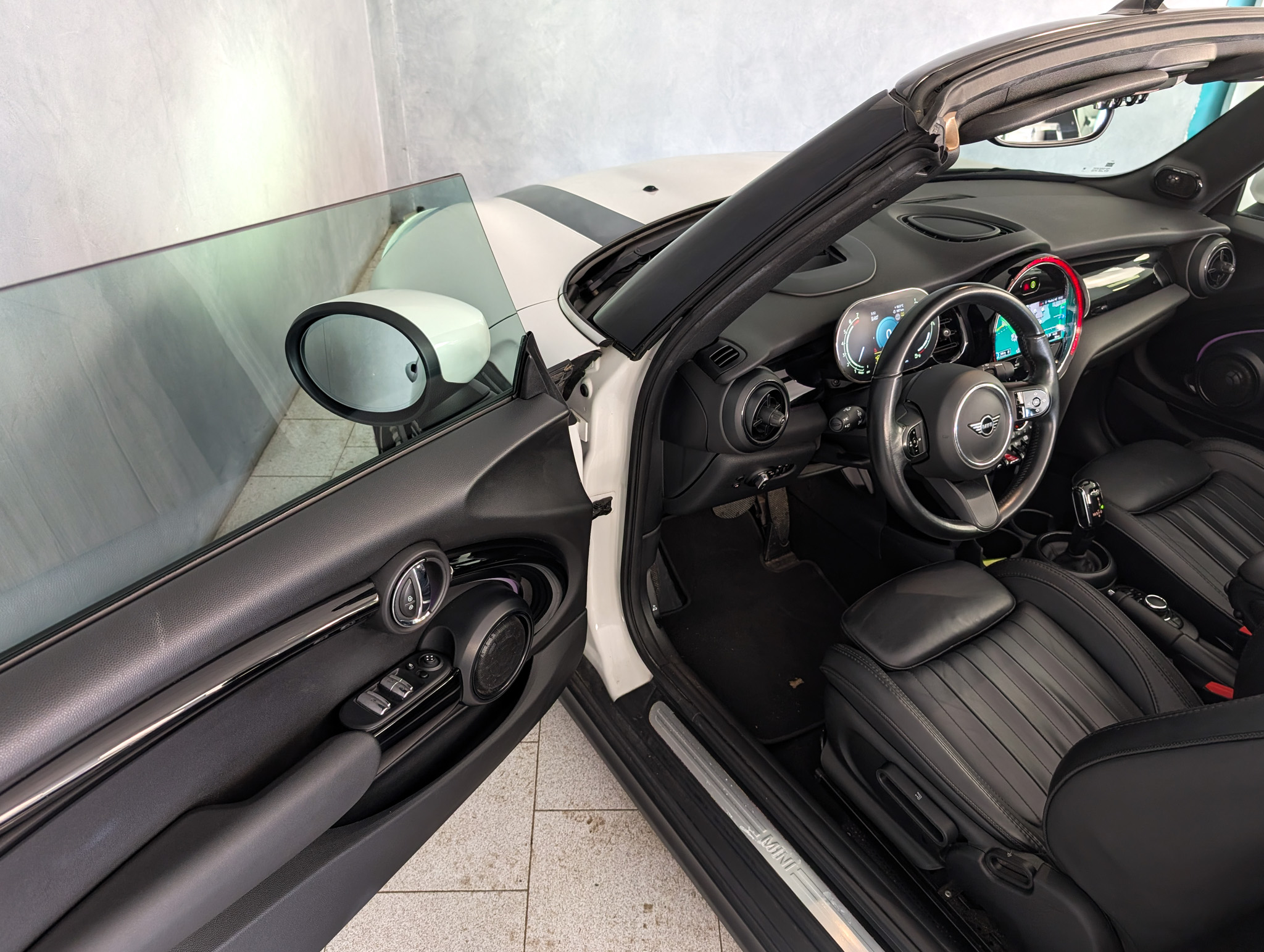 MINI Mini Cabrio