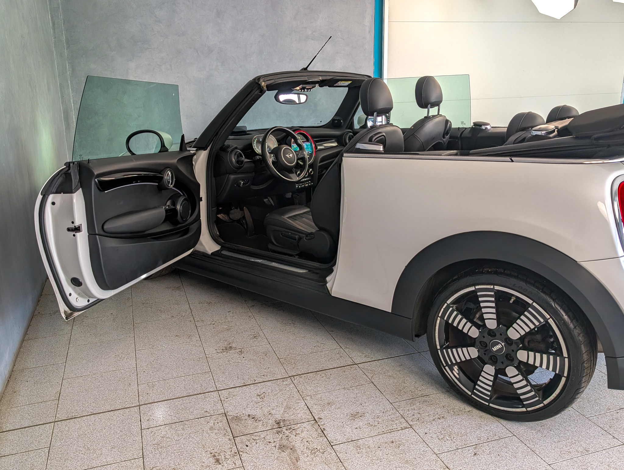 MINI Mini Cabrio