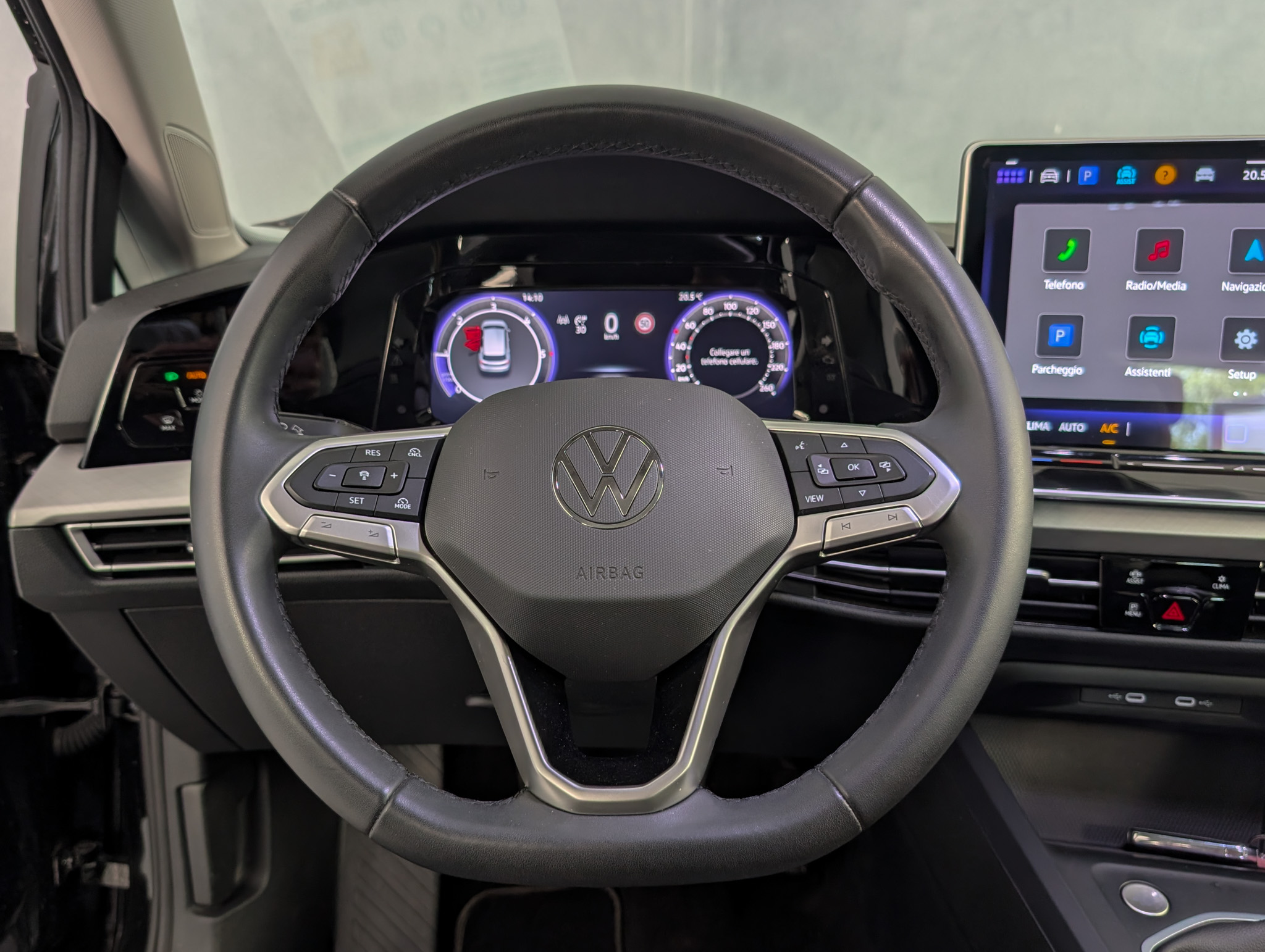 Volkswagen Golf VIII