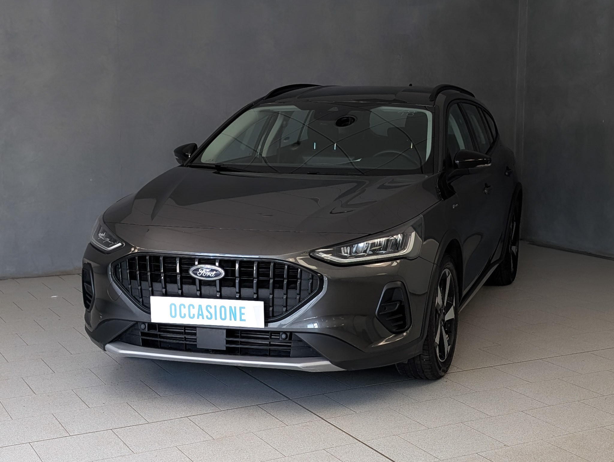 ford-focus-1-0-hybrid-125cv-design