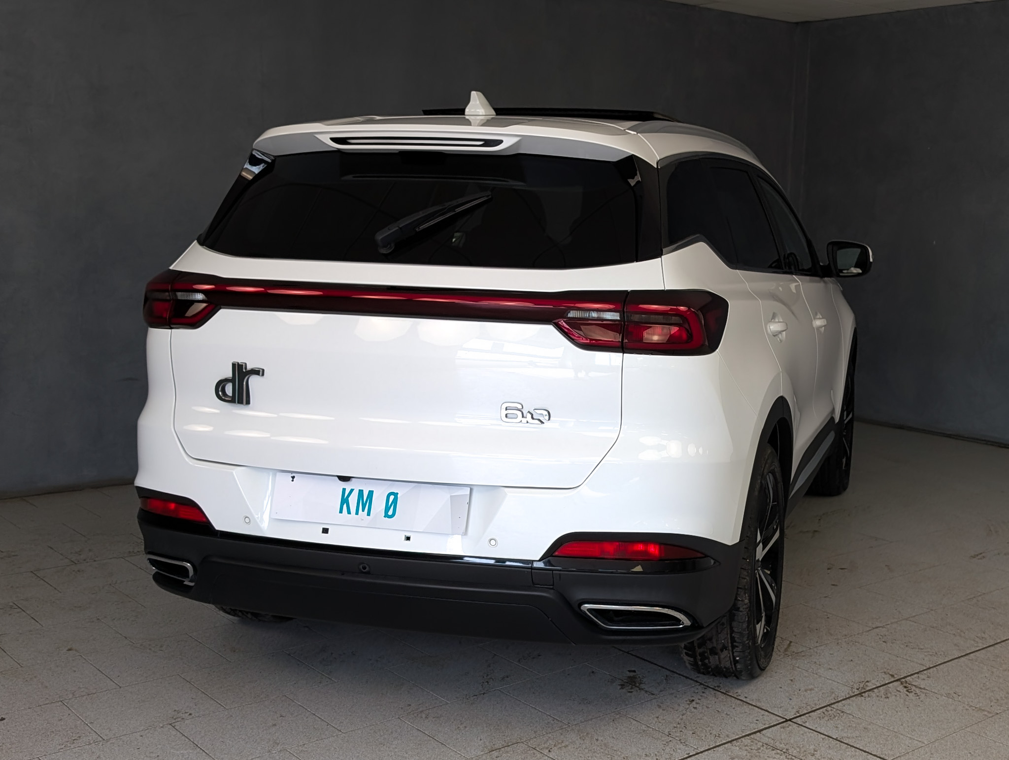 DR Automobiles DR 6.0